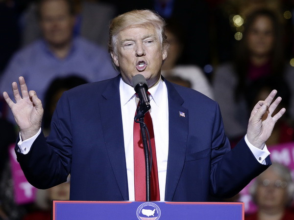 Tổng thống đắc cử Mỹ Donald Trump. (Ảnh: AP/TTXVN) Tổng thống đắc cử Mỹ Donald Trump tiếp tục chỉ trích Trung Quốc ảnh 1