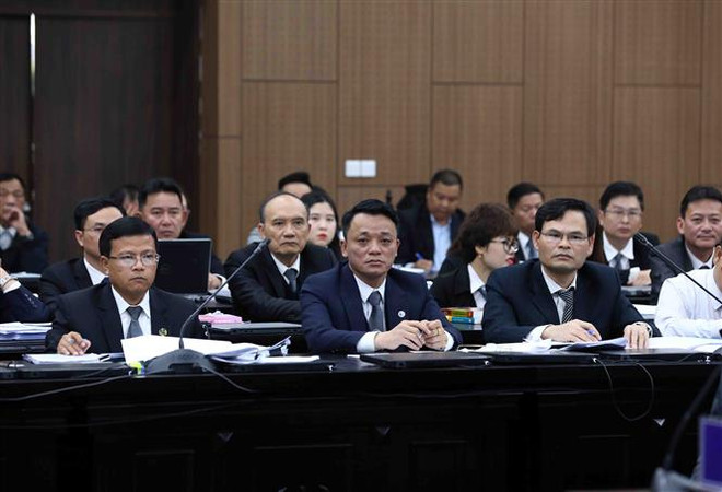 Bị cáo Trần Đình Thành kêu gọi Chủ tịch AIC ra đầu thú ảnh 1