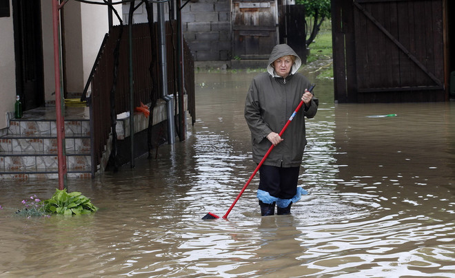 [Photo] Ít nhất 34 người chết trong trận lụt ở Bosnia-Herzegovia ảnh 1