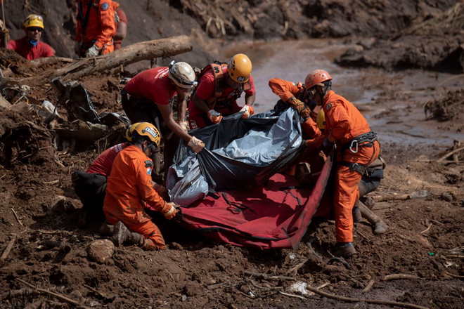 Có 350 người thiệt mạng hoặc mất tích trong vụ vỡ đập tại Brazil ảnh 1