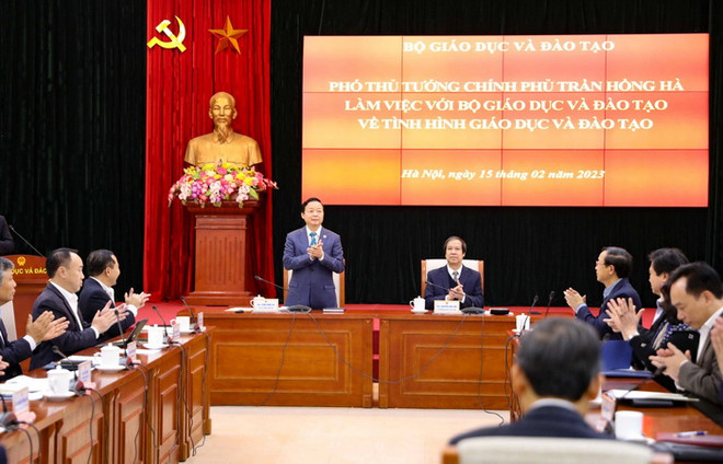 Ngành giáo dục-đào tạo tập trung giải quyết những khó khăn nổi cộm ảnh 1