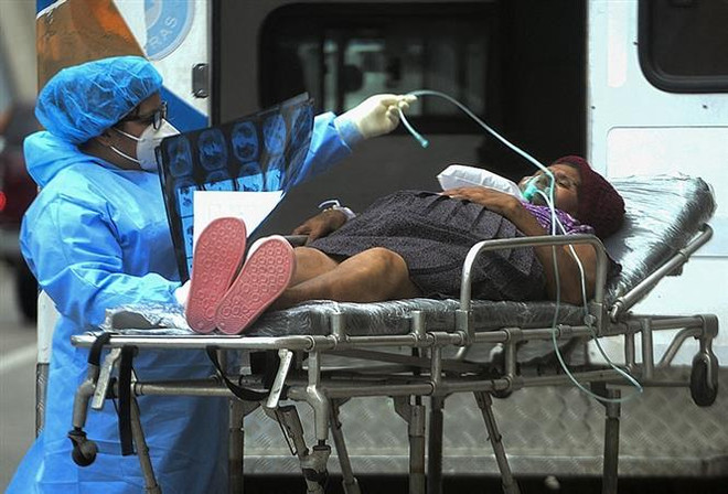 Thế giới ghi nhận tổng cộng hơn 223,37 triệu ca mắc COVID-19 ảnh 1