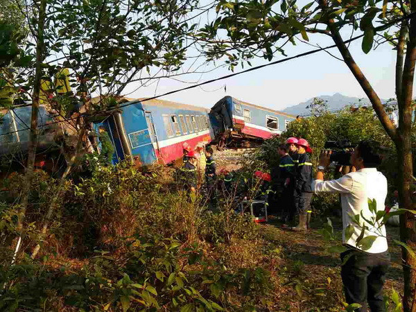 Tai nạn ở Thừa Thiên-Huế: Tuyến đường sắt đã được thông trở lại ảnh 1