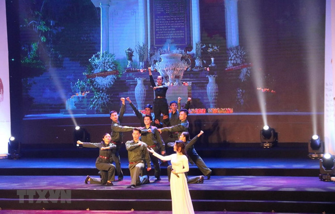 Chương trình "Bản hùng ca bất diệt" nhân Ngày Thương binh-Liệt sỹ ảnh 1