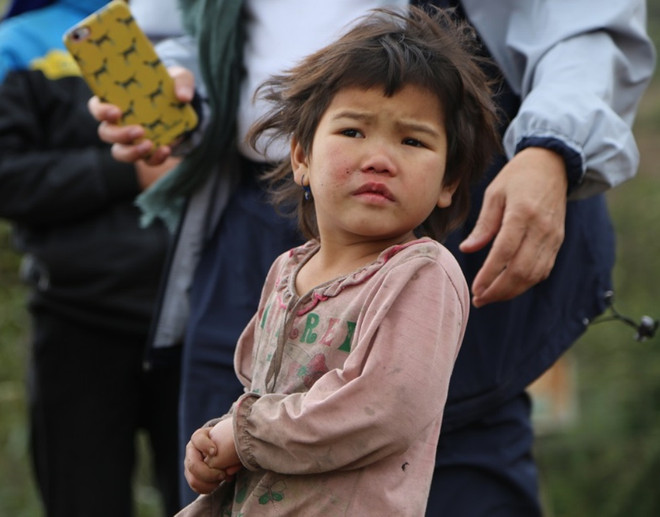 1.500 chăn bông và phần quà góp phần sưởi ấm vùng cao Bát Xát ảnh 1