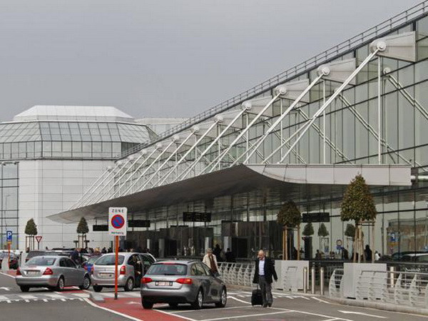 Hà Lan và Bỉ bắt hai nghi can khủng bố trong một chiến dịch ảnh 1