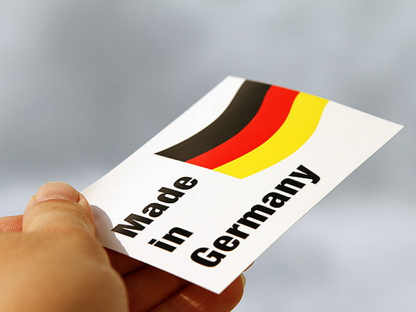 Thặng dư thương mại của Đức giảm trong tháng Hai ảnh 1