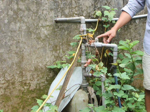 Sống gần trạm cấp nước người dân vẫn thiếu nước sinh hoạt ảnh 1