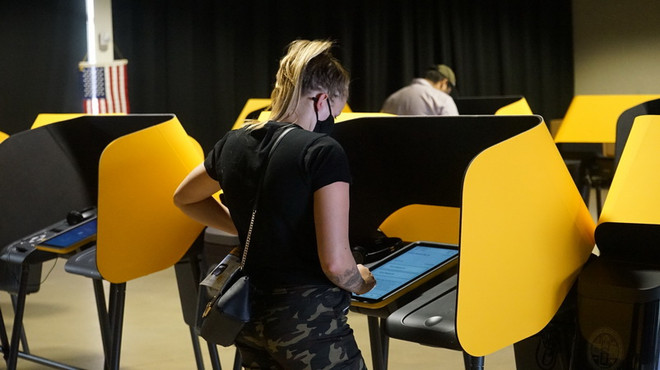 Bầu cử Mỹ 2020: Đảng Dân chủ tiếp tục giành thêm nhiều ghế Hạ viện ảnh 1