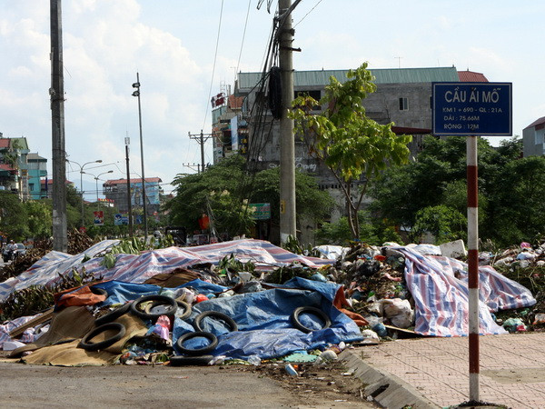 Tồn tại nhiều bất cập trong bảo vệ môi trường tại thủ đô Hà Nội ảnh 1