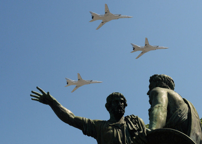 Máy bay ném bom Nga thu hút mọi sự chú ý trong lễ duyệt binh 9/5 ảnh 3