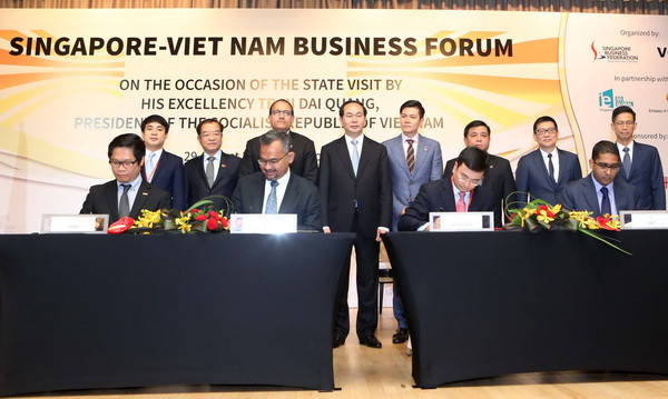 Chủ tịch nước dự Diễn đàn doanh nghiệp Singapore-Việt Nam ảnh 2