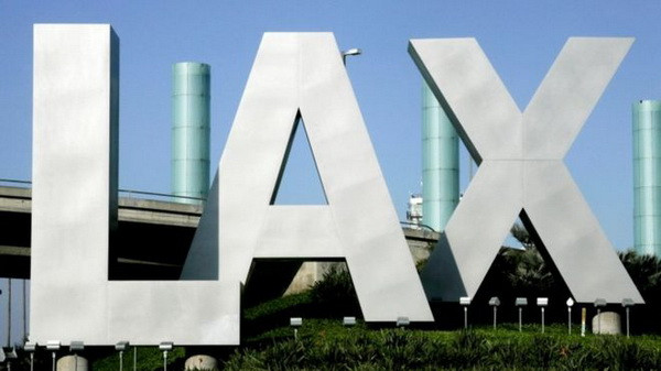 Cảnh sát Mỹ xác nhận thông tin nổ ở sân bay Los Angeles là "giả" ảnh 1