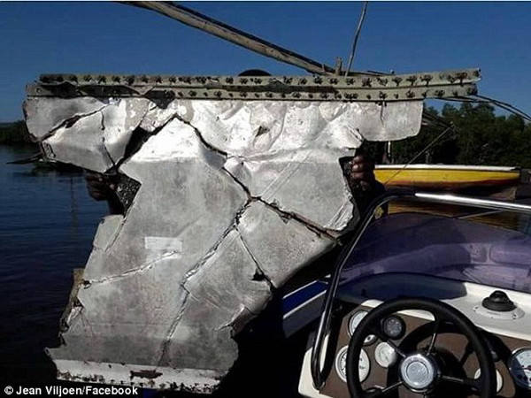 Phát hiện mảnh vỡ mới nghi của máy bay MH370 ở Mozambique ảnh 1