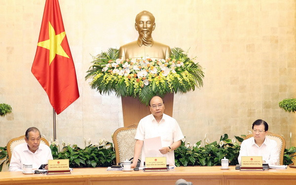 Thủ tướng: Tập trung nhiều hơn nữa cho công tác xây dựng thể chế ảnh 1