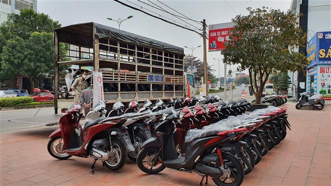 Doanh số bán xe máy và ôtô của Honda Việt Nam đều giảm mạnh ảnh 1