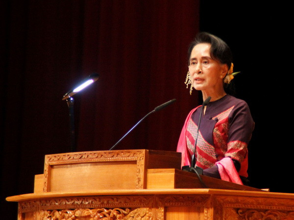 Bà Suu Kyi nắm bốn chức bộ trưởng trong chính phủ mới của Myanmar ảnh 1