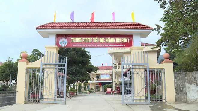 truong PTDT ban tru tieu hoc Hoang Thu Pho1.jpg