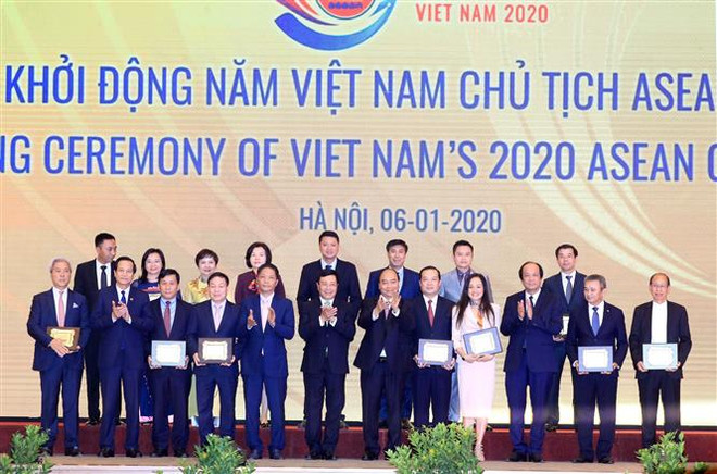 Thủ tướng Nguyễn Xuân Phúc chủ trì Lễ Khởi động Năm Chủ tịch ASEAN ảnh 4