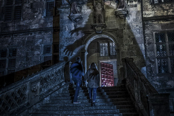 Điểm mặt 10 lâu đài ''ma ám'' đáng sợ nhất nước Anh ảnh 1