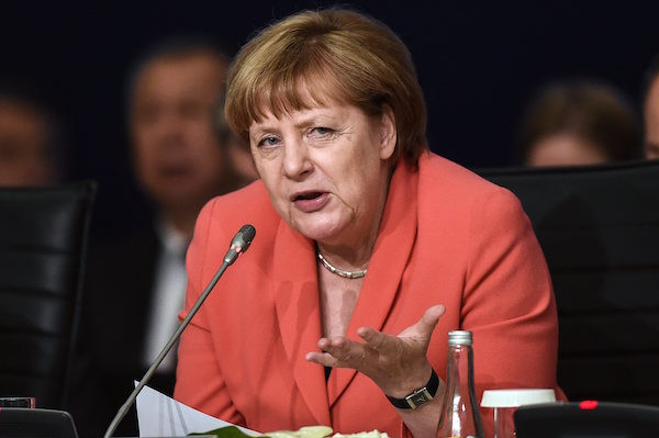 Thủ tướng Đức Merkel bày tỏ ủng hộ việc hội nhập với Nga ảnh 1