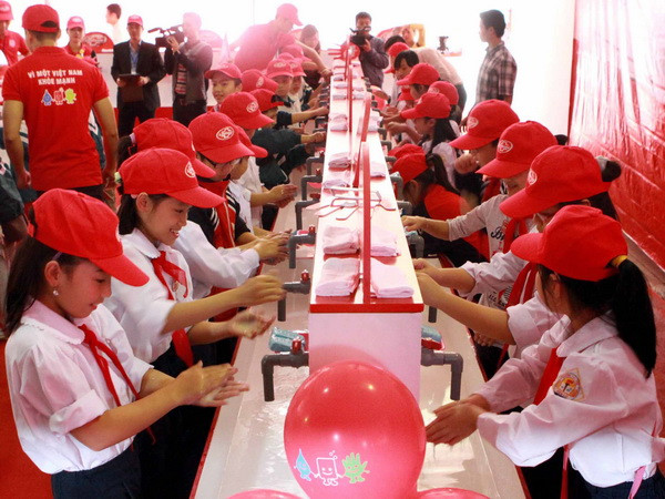 Nâng cao nhận thức người dân về kiểm soát nhiễm khuẩn bệnh viện ảnh 1