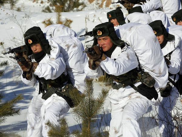 Quân đội Trung Quốc thừa nhận chưa hoàn toàn tuân thủ luật pháp ảnh 1