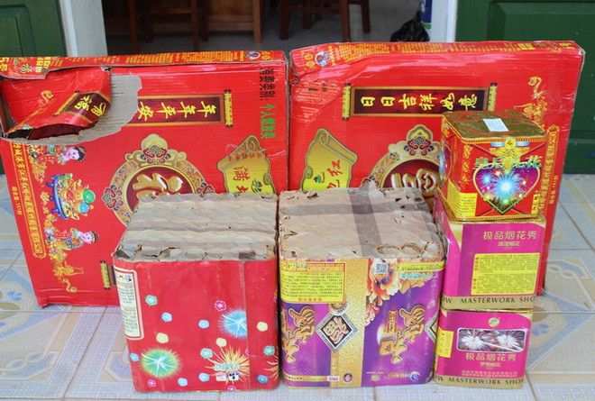 Thu giữ nhiều lô hàng cấm, không rõ xuất xứ lưu hành trên thị trường ảnh 1