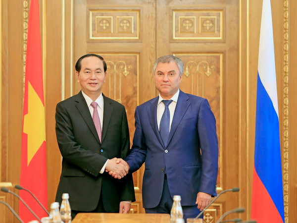 Chủ tịch nước Trần Đại Quang hội kiến với Chủ tịch Duma Nga Vyacheslav Volodin. (Ảnh: Nhan Sáng/TTXVN) Chủ tịch nước Trần Đại Quang hội kiến Chủ tịch Duma Quốc gia Nga ảnh 1