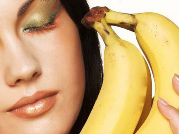 Đẹp từ đầu đến chân với mặt nạ làm từ... chuối ảnh 2