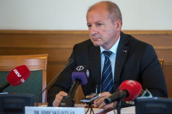 Ông Simicsko được bổ nhiệm làm tân Bộ trưởng Quốc phòng Hungary ảnh 1