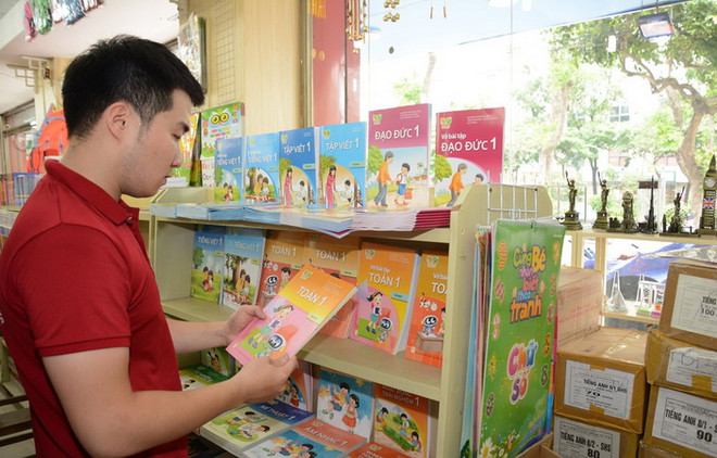 Chọn sách giáo khoa phù hợp với đặc điểm TP.HCM, điều kiện trường học ảnh 1