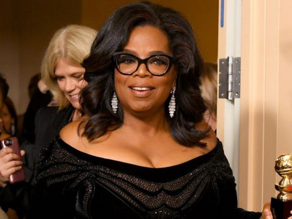 Nữ hoàng truyền thông Oprah Winfrey. (Nguồn: Getty Images) Chuyện về những ngôi sao "nhảy việc" sang chính trường tại Mỹ ảnh 1