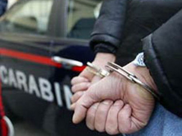 Cảnh sát Italy và Đức phối hợp bắt giữ khoảng 200 đối tượng mafia ảnh 1