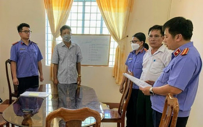 Cần Thơ: Bắt nguyên Chi cục trưởng Thi hành án huyện Thới Lai ảnh 1