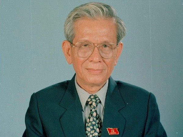 Tang lễ nhà báo Hữu Thọ được tổ chức theo nghi thức cấp cao ảnh 1