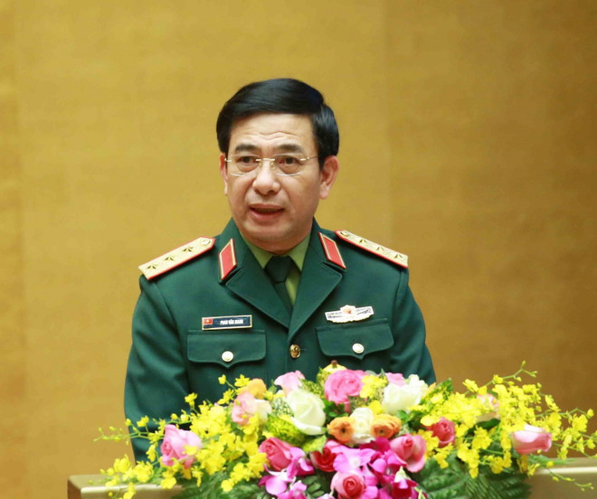 Tổng tham mưu trưởng Quân đội nhân dân Việt Nam, Thứ trưởng Bộ Quốc phòng Phan Văn Giang, trình bày chuyên đề: Những nhận thức mới và tư duy mới về quốc phòng Việt Nam. (Ảnh: Phương Hoa/TTXVN) Triển khai hiệu quả nhiệm vụ quốc phòng, bảo vệ vững chắc Tổ quốc ảnh 1