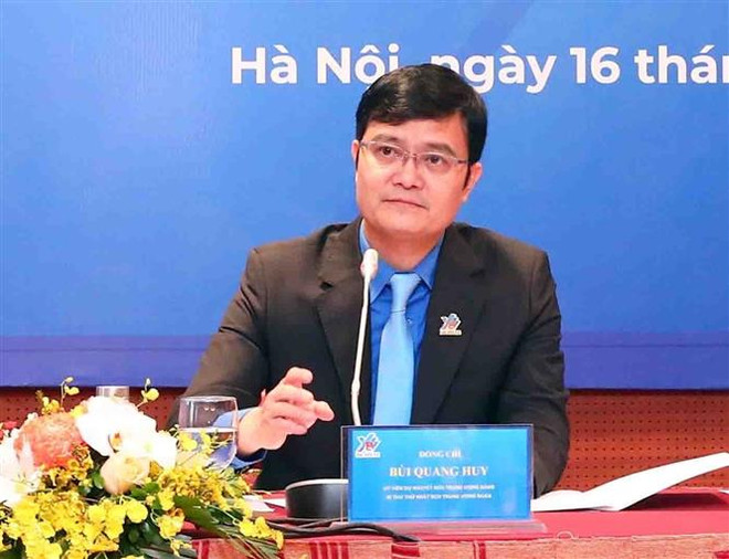 Bí thư thứ nhất Trung ương Đoàn Bùi Quang Huy thông tin tới các cơ quan thông tấn, báo chí về kết quả đại hội. (Ảnh: Phạm Kiên/TTXVN) Hiện thực hóa khát vọng phát triển đất nước phồn vinh, hạnh phúc ảnh 2