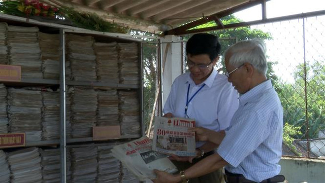 Người đảng viên 53 năm tuổi Đảng với niềm đam mê sưu tầm ảnh Bác ảnh 3