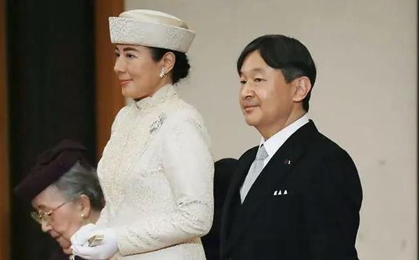 Hoàng Thái tử Naruhito lên ngôi Hoàng đế Nhật Bản với niên hiệu Reiwa ảnh 1
