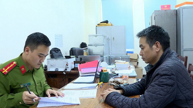 Hưng Yên: Bắt thêm 2 cán bộ trung tâm đăng kiểm xe cơ giới ảnh 1