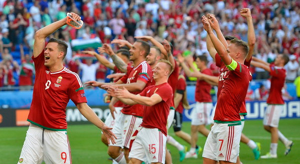 EURO 2016 - Giải đấu nghèo nàn nhất trong kỷ nguyên hiện đại ảnh 1