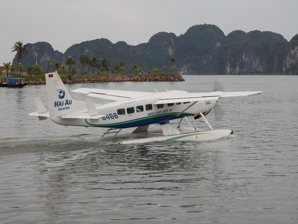 Báo Italy: "Từ trên cao, Hạ Long đẹp một cách lạ lùng" ảnh 1