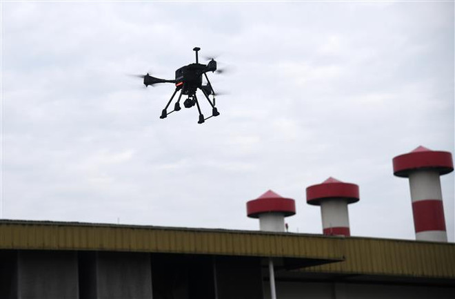 Máy bay không người lái. (Ảnh: AFP/TTXVN) Nhật Bản thông qua dự luật hỗ trợ phát triển máy bay không người lái ảnh 1