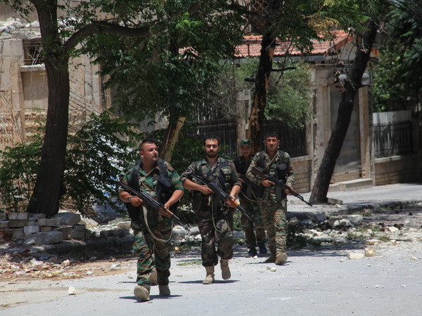 Lực lượng nổi dậy ở Aleppo bị cô lập sau bước tiến của quân chính phủ ảnh 1