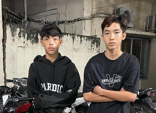 Lập hồ sơ xử lý nhóm thanh niên chạy xe môtô bốc đầu trên Quốc lộ 51 ảnh 1