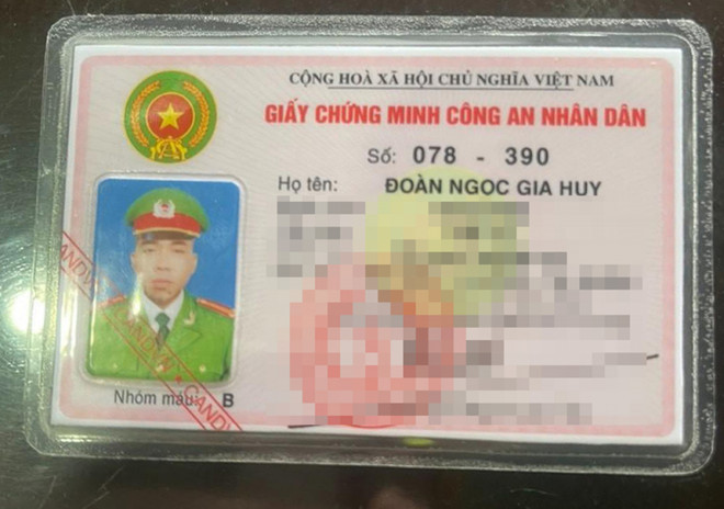 Dùng giấy Chứng minh Công an Nhân dân giả để xin bỏ qua lỗi tốc độ ảnh 2