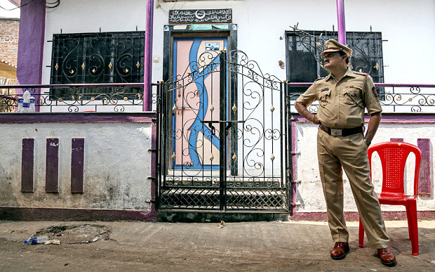 Bí ẩn bao phủ vụ gã đàn ông giết 14 người trong nhà ở Ấn Độ ảnh 1