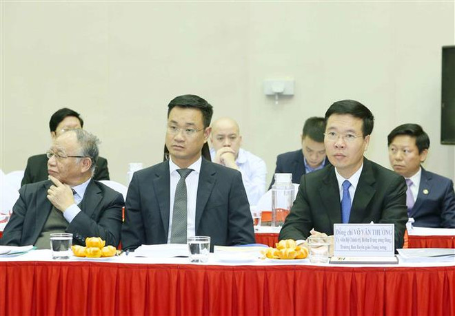 Xây dựng đội ngũ phóng viên thường trú có bản lĩnh chính trị vững vàng ảnh 2