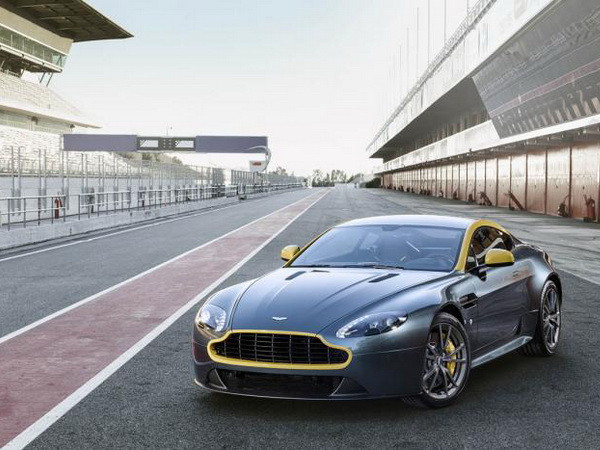 Aston Martin mang phiên bản xe đặc biệt tới Geneva ảnh 1